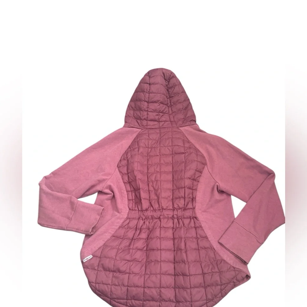 The Northface Thermoball Pink Quilted Hooded Jacket Size XL - Picture 2 of 10